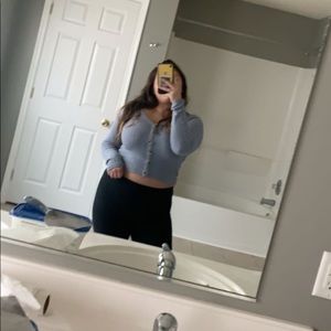 Meet your Posher, Elisa